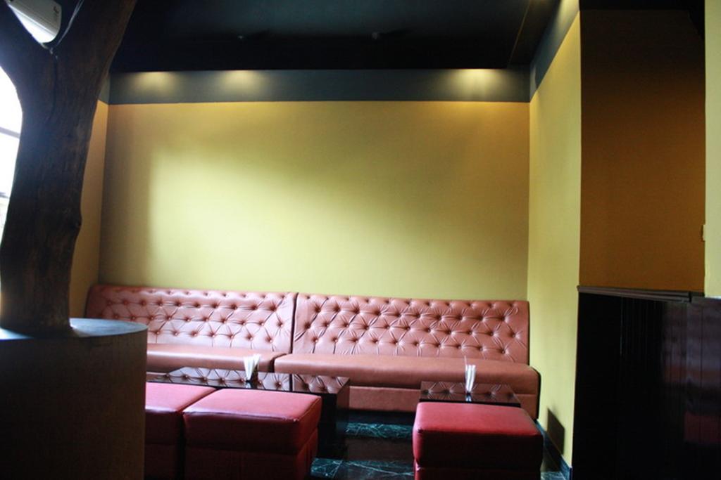 La Franklin Hotel Bhubaneswar Bagian luar foto
