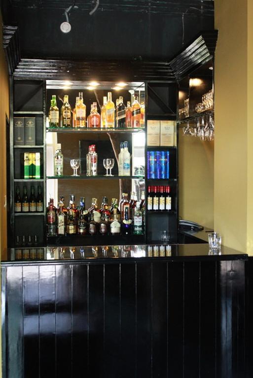 La Franklin Hotel Bhubaneswar Bagian luar foto
