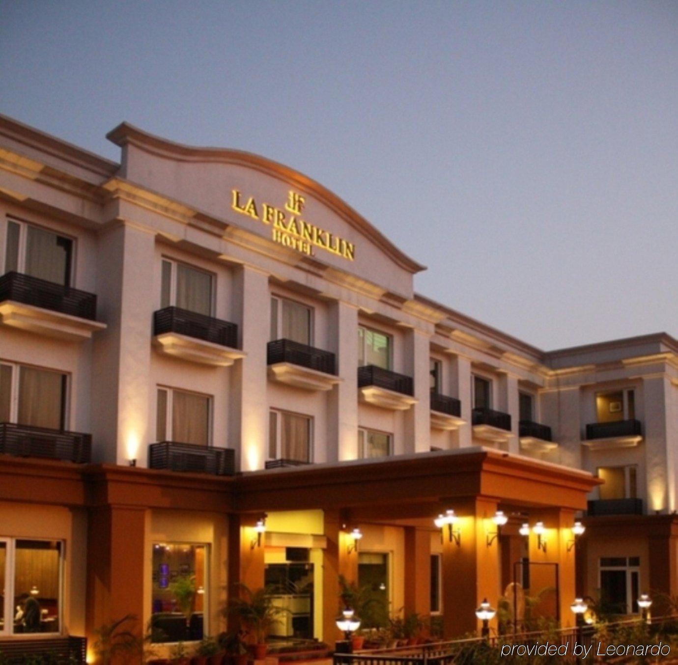 La Franklin Hotel Bhubaneswar Bagian luar foto