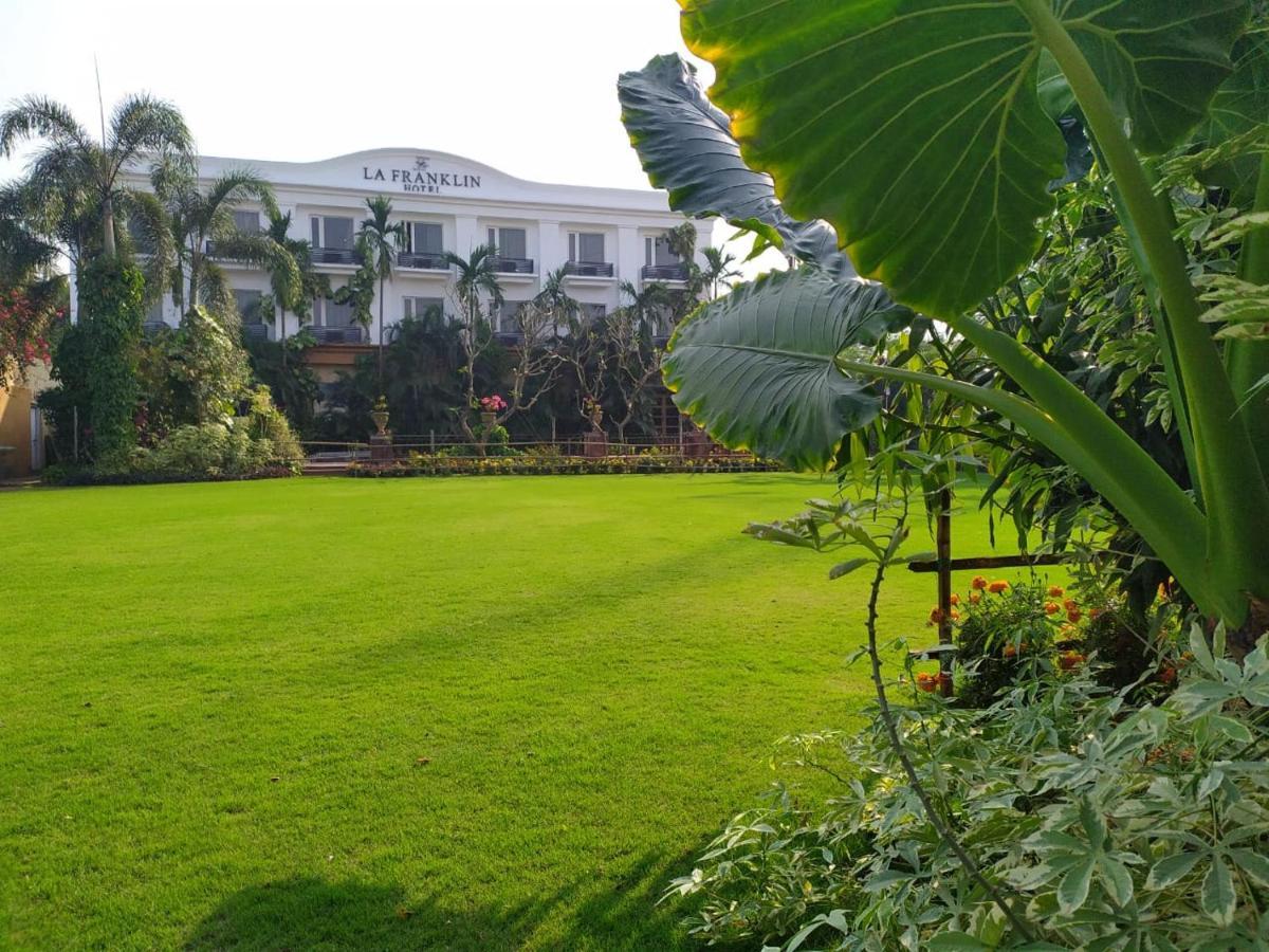 La Franklin Hotel Bhubaneswar Bagian luar foto